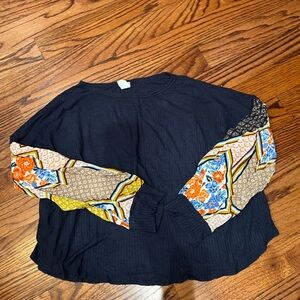 7th Ray Navy Top with Multicolor Sleeves
